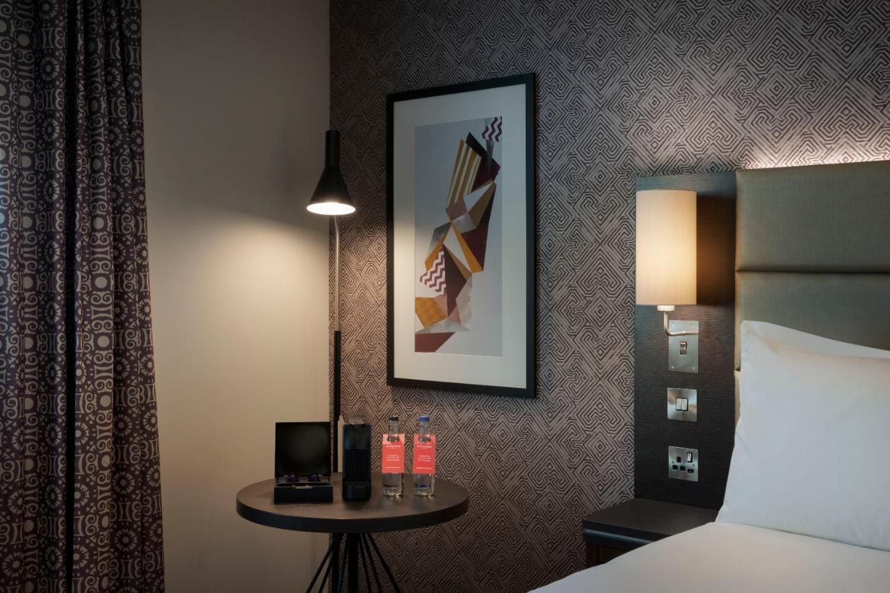Leonardo Hotel Честър Екстериор снимка