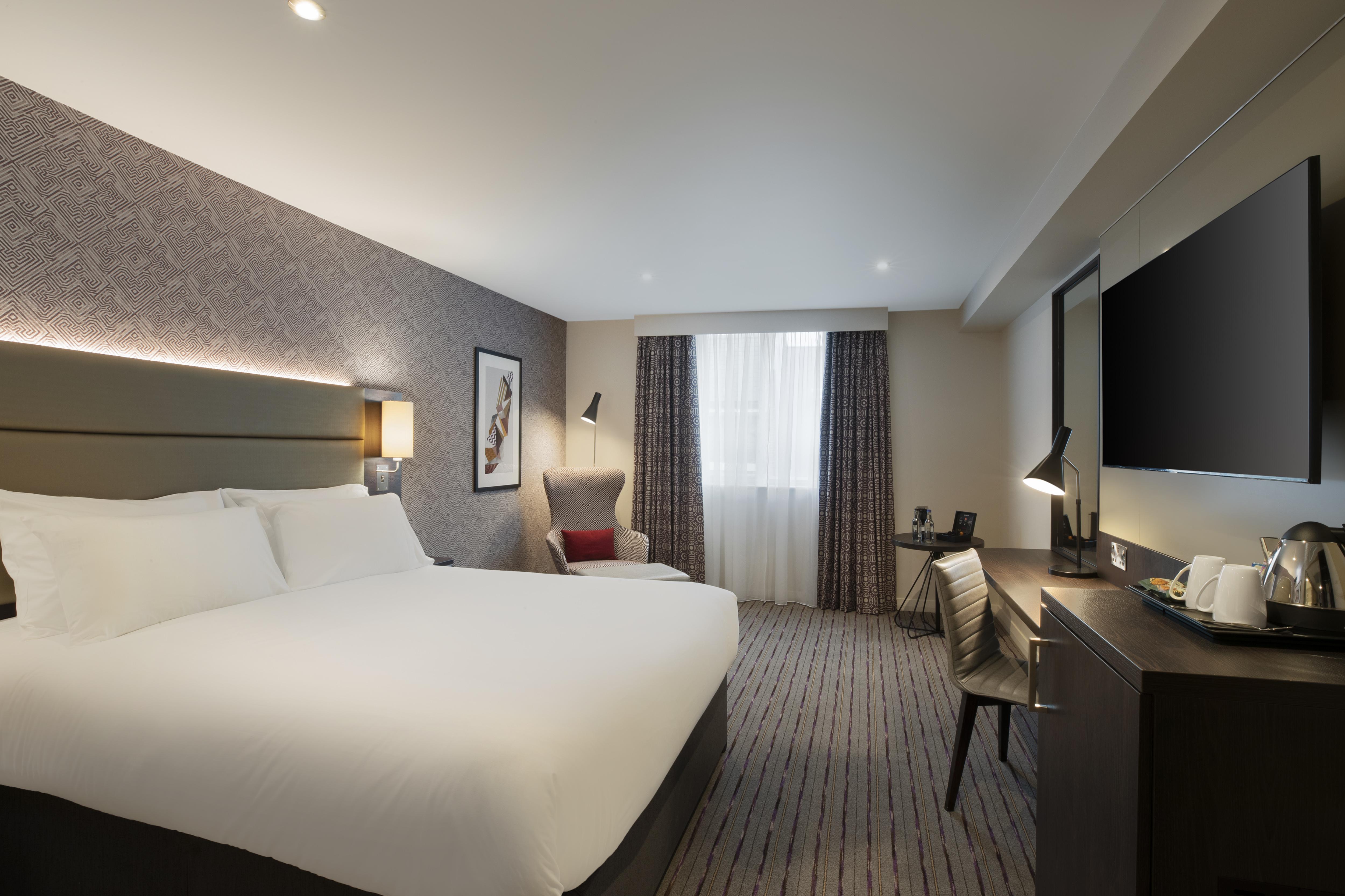 Leonardo Hotel Честър Екстериор снимка